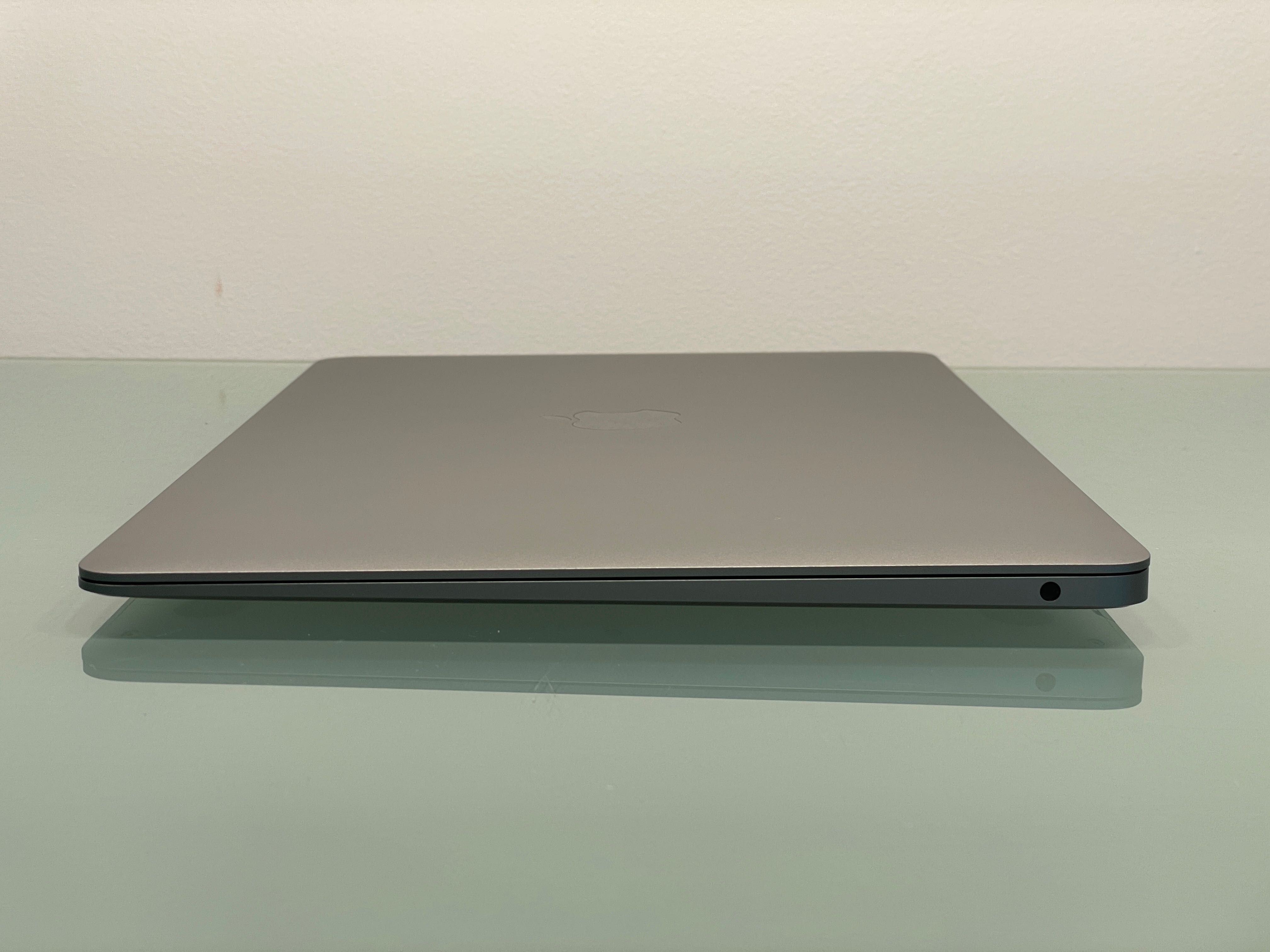 2020 MacBook Air A2337 13" M1 8GB 256GB