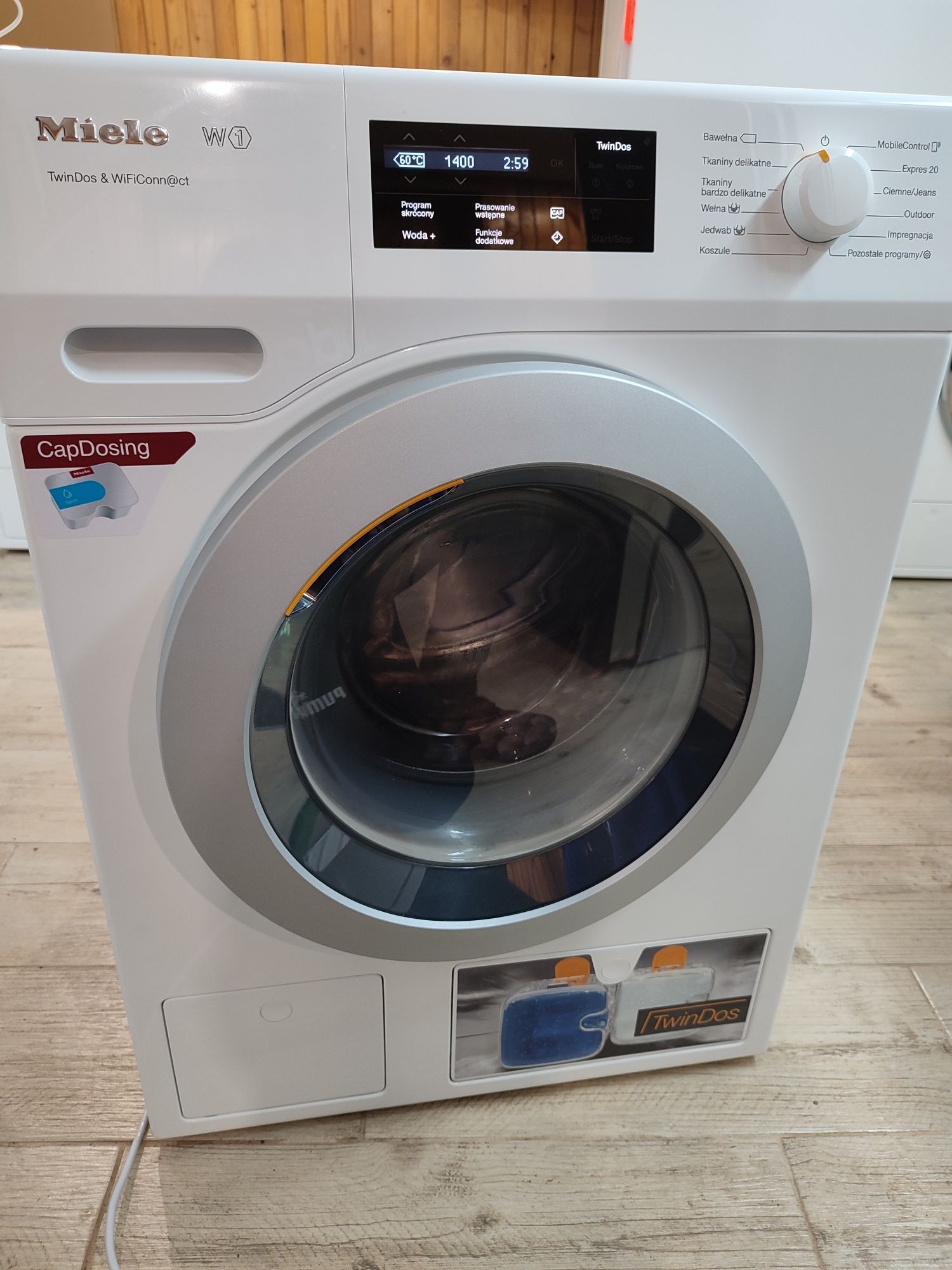 Pralka Miele WCE670 TDos A+++