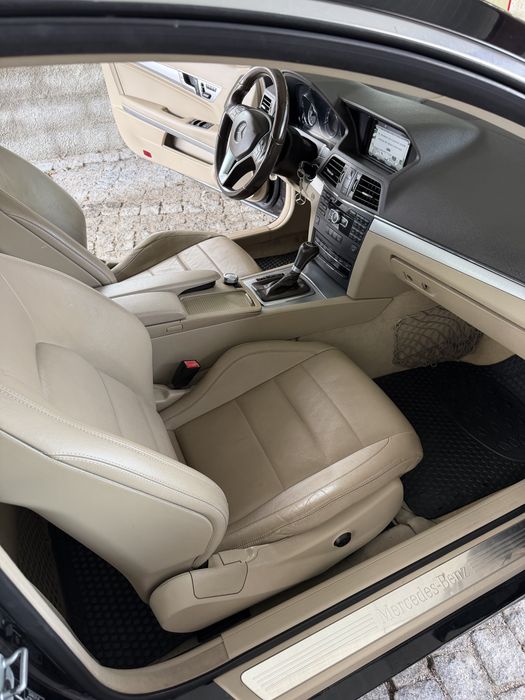 Mercedes E250 coupe novo