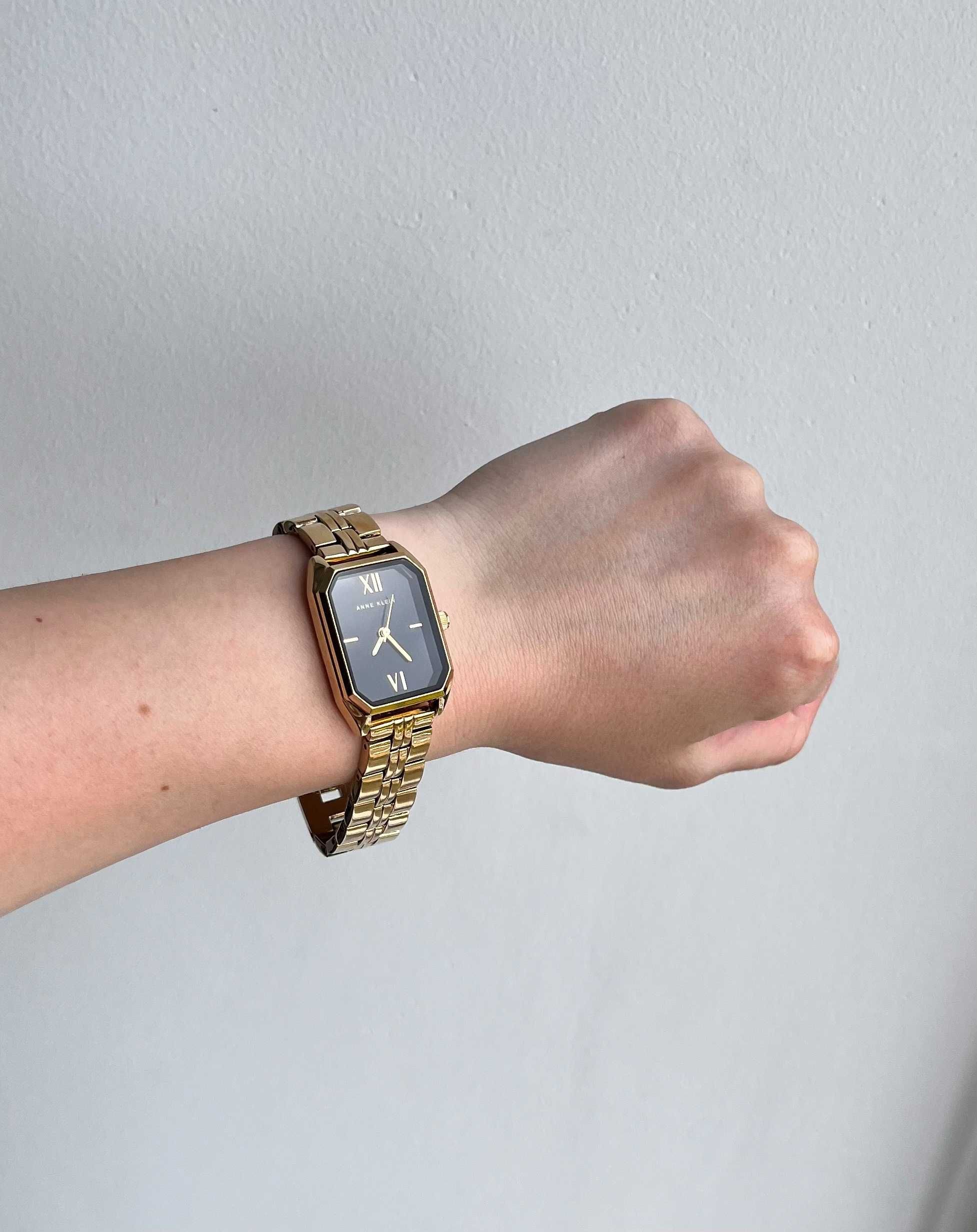 Годинник жіночий Anne Klein AK/3774BKGB жіночий браслет часы касио