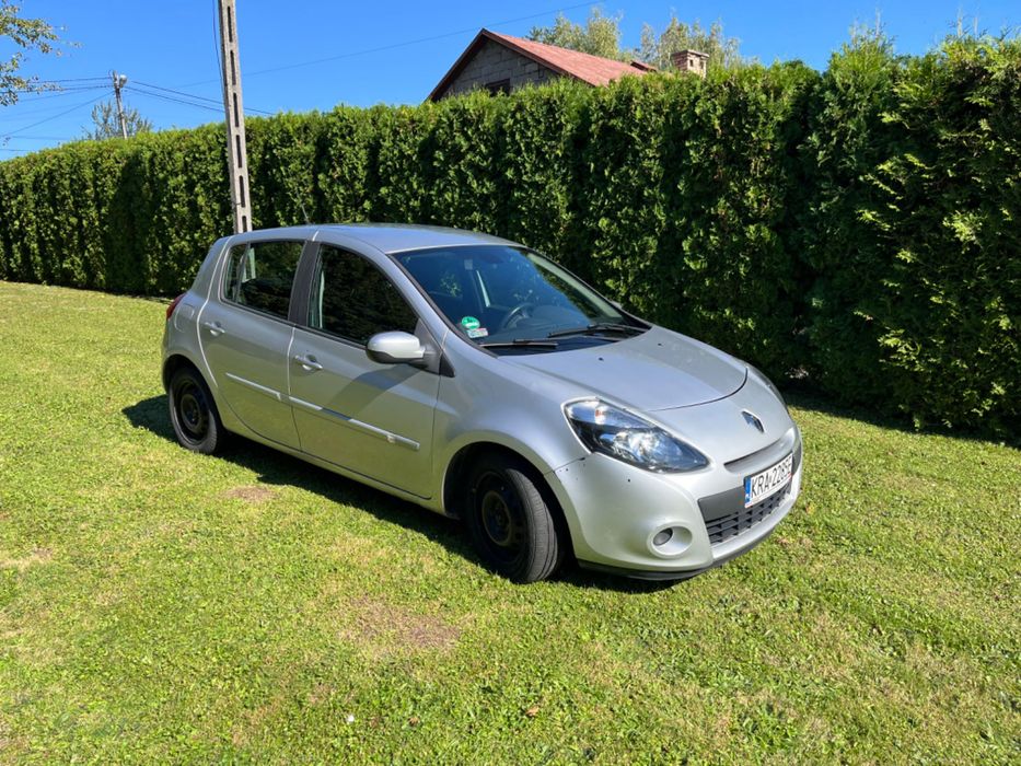 Renault Clio 2011, 1.5 diesel, klimatyzacja, wszystko sprawne stan bdb