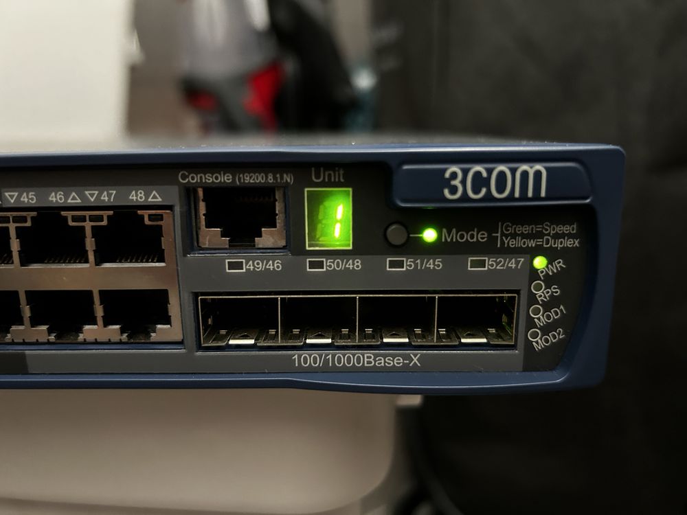 Switch 3com Switch 4800 48-port 3CRS48G-48-91