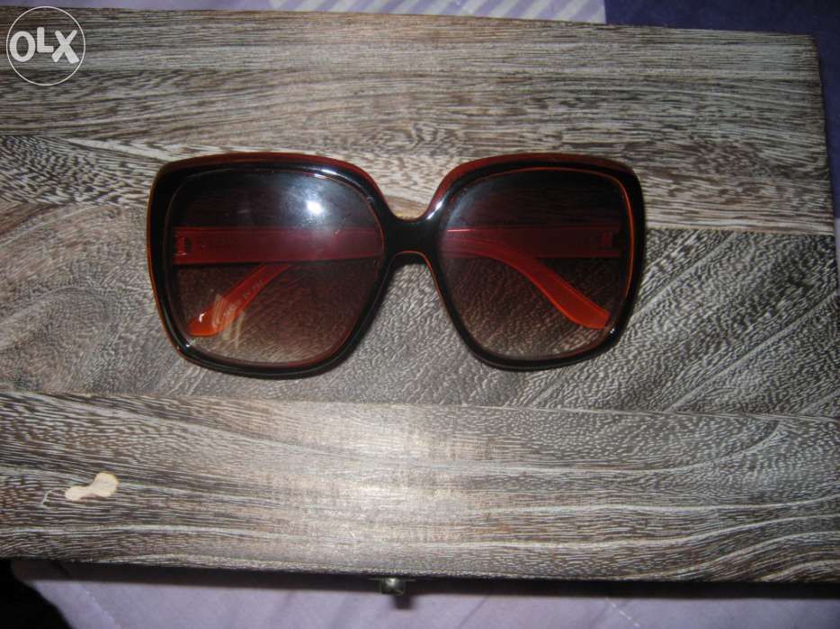 Óculos de sol castanho