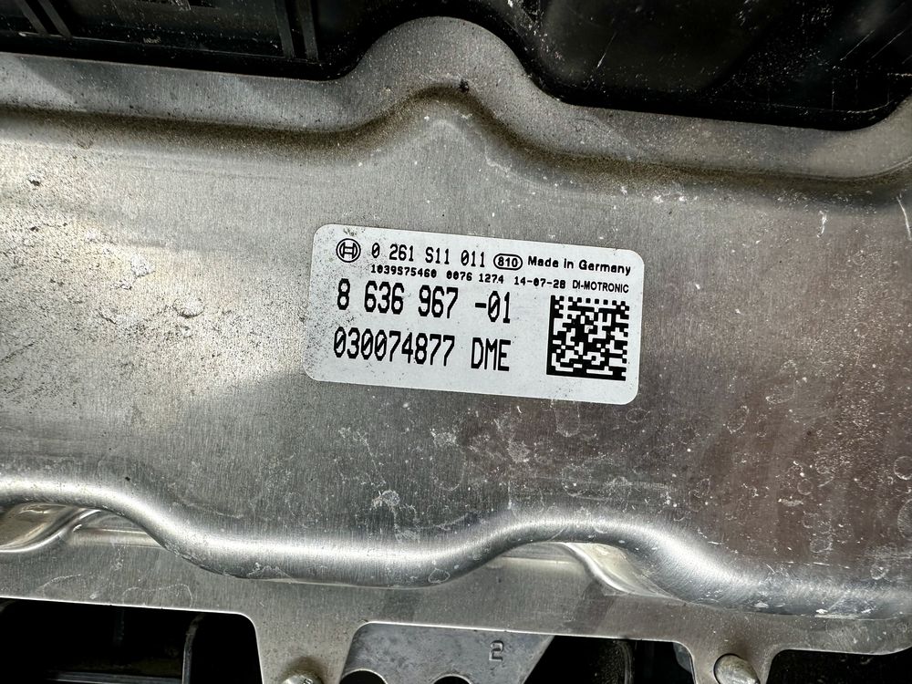 Блок, модуль двигателя, ECU,DME Bmw F15 F01 F02