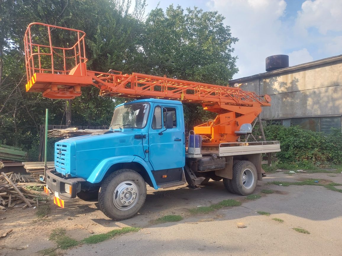 Продам автоподьемник автовишка АП-18 АП-17 на базе Зил 2005 год .