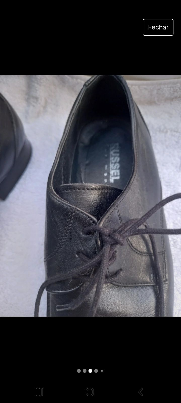 Sapatos em pelle marca Russel