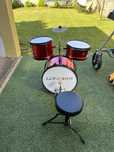 Bateria de crianca com banco