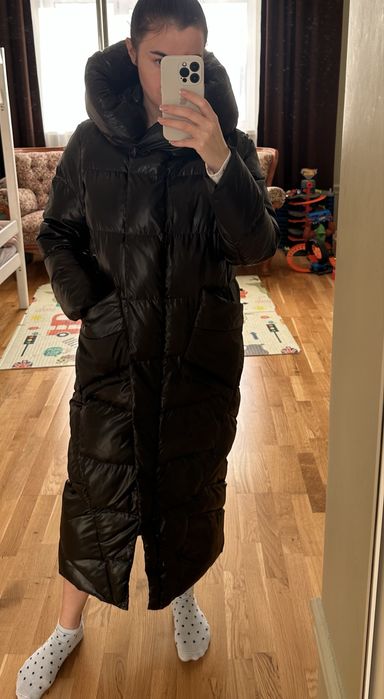 Теплий зимовий пуховик