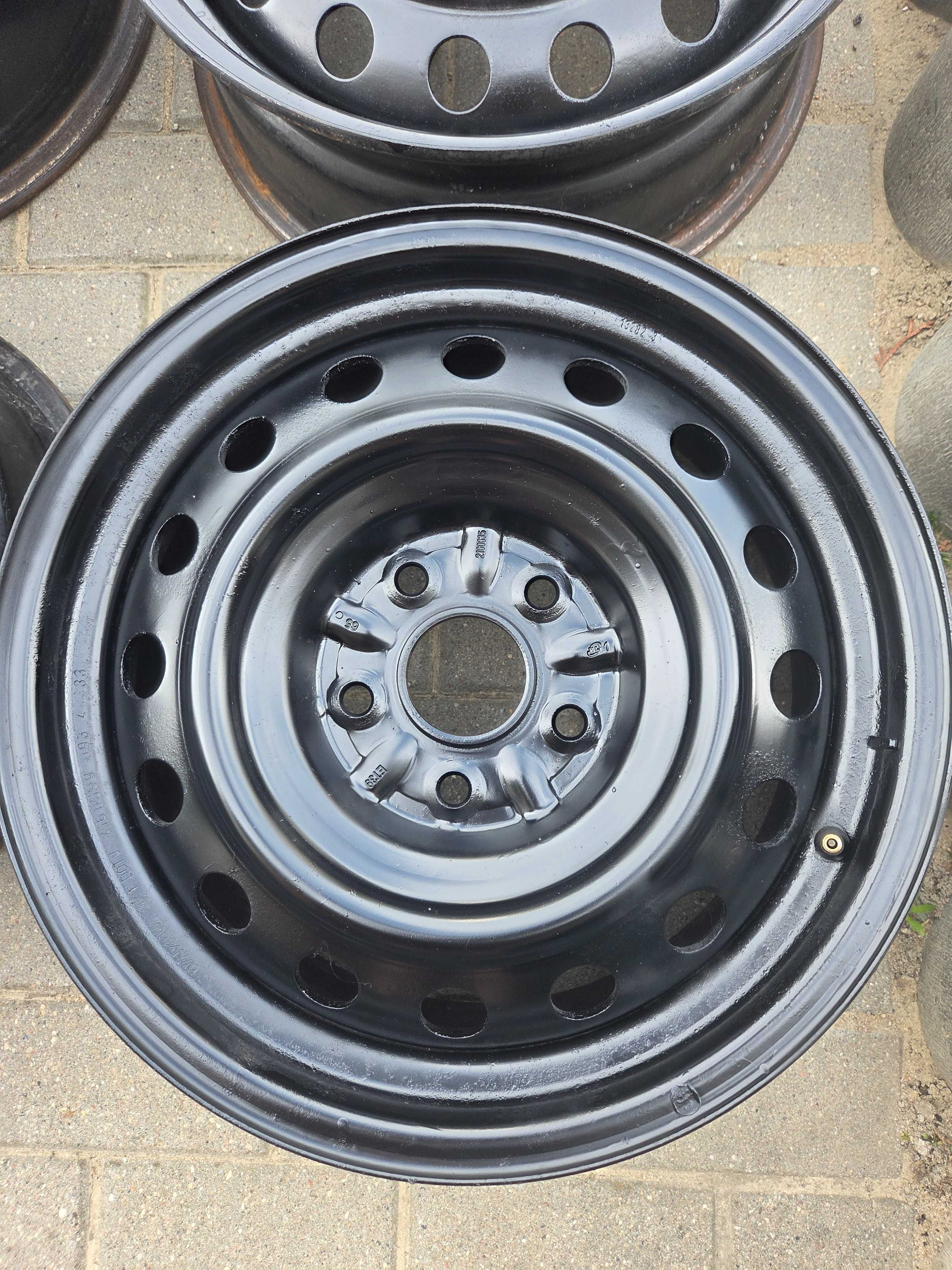 Feligi stalowe 6 1/2jx16h2 et 39 Toyota Auris/Avensis16stki