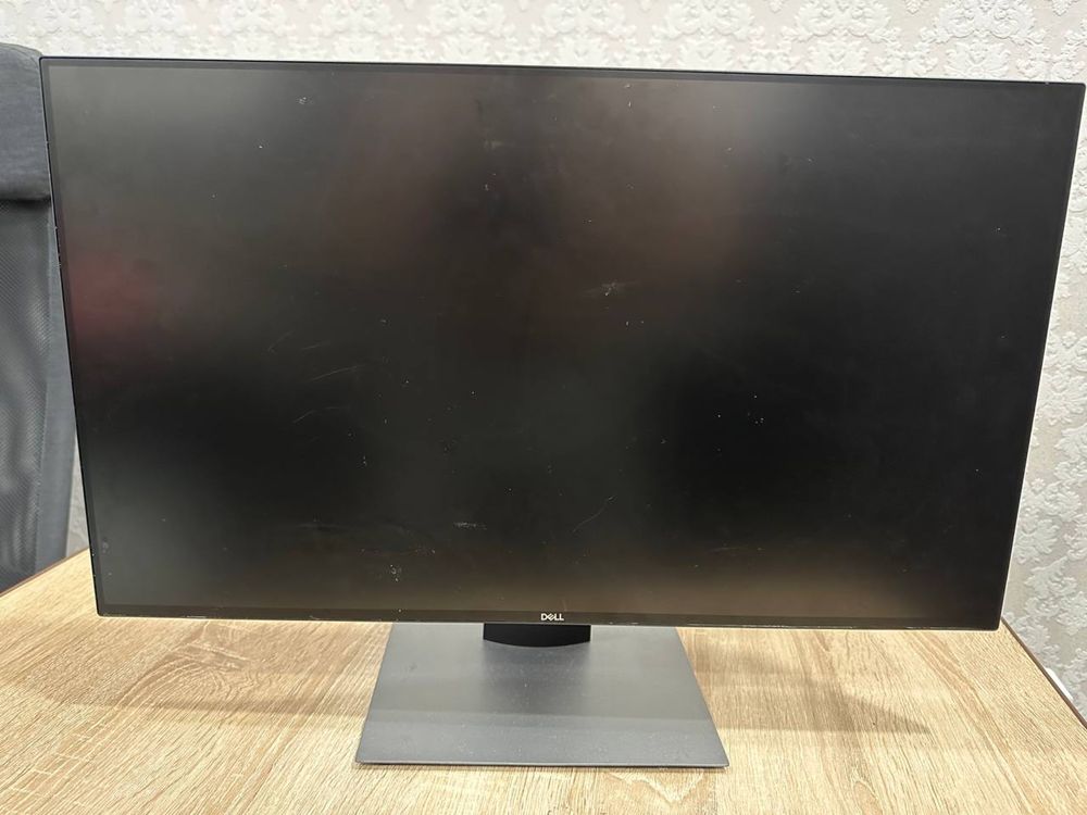 продаю монітор 24ʼʼ dell u2419HC