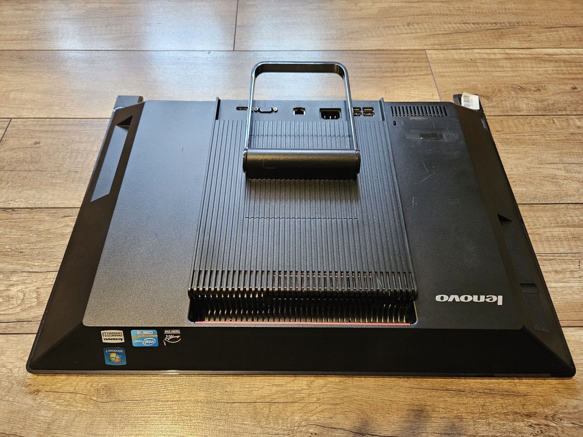 Komputer aio lenovo ThinkCentre i5 8GB RAM
