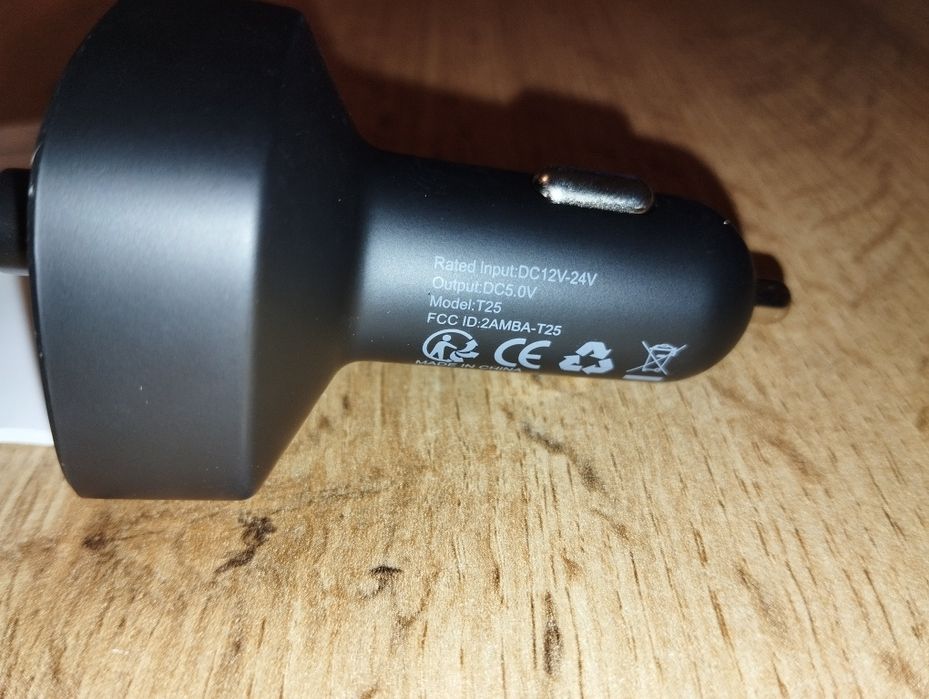 Transmiter samochodowy