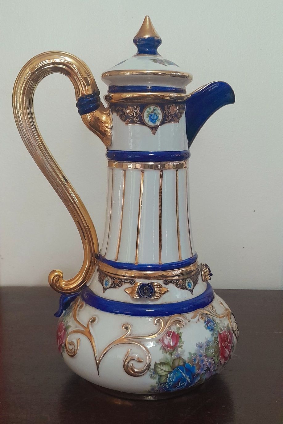 Porcelana pintado a mão