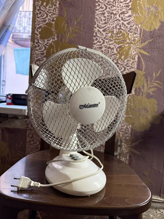 Вентілятор настільний Maestro