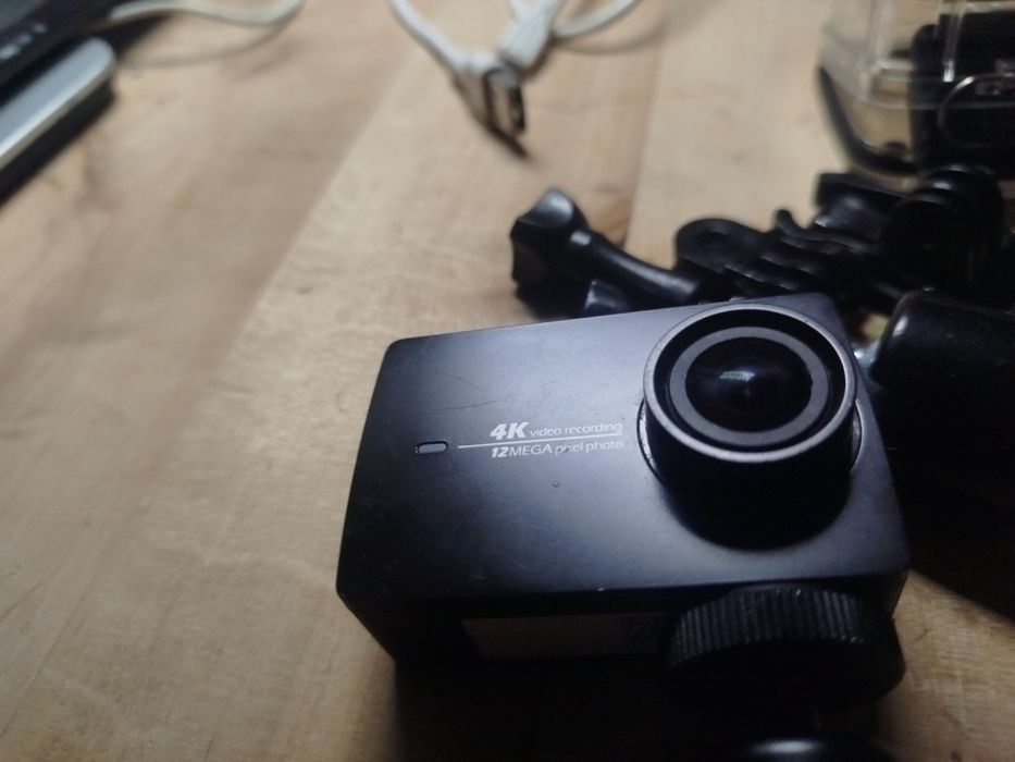 Екшн камера Xiaomi 4k