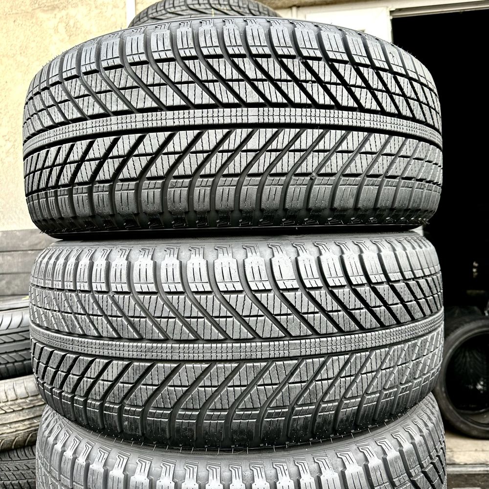 255/55/18 Goodyear Vector 4Season | КАК НОВЫЕ | всесезонные шины