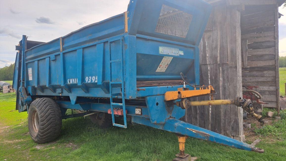 Rolland 9,5t rozrzutnik talerzowy