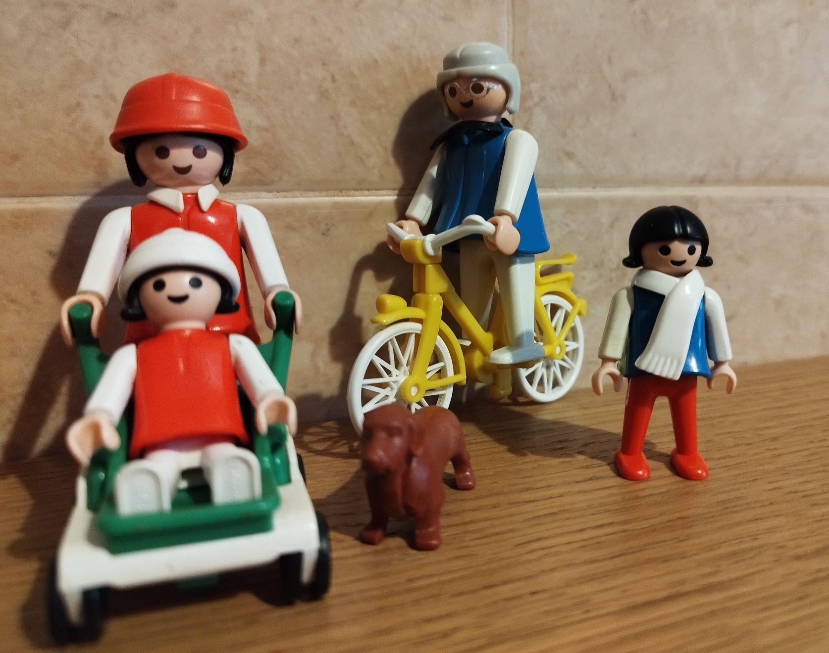 Playmobil lote crianças, bicicletas, etc