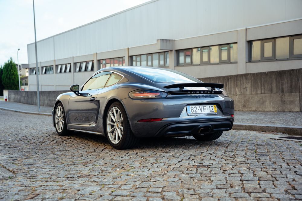 Porsche 718 Cayman PDK