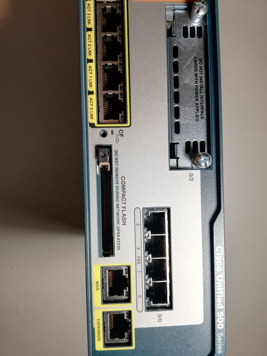 Cisco Unified 500 Series Model: UC520-16