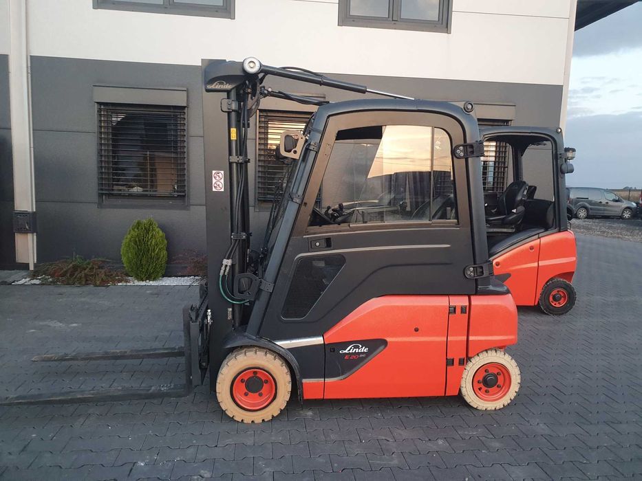 Wózek LINDE E20PL Elektryk 4 sekcje Kabina Ogrzewanie , E20PH E25 E18
