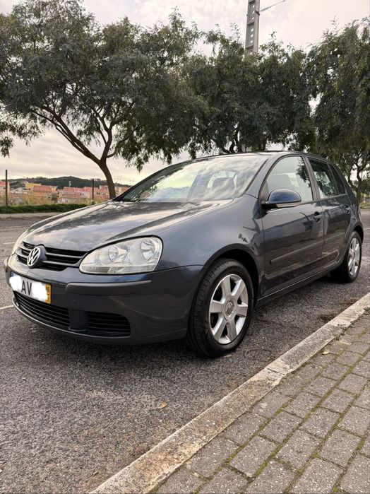 Volkswagen Golf Mk5 1.4 FSI Nacional poucos kms