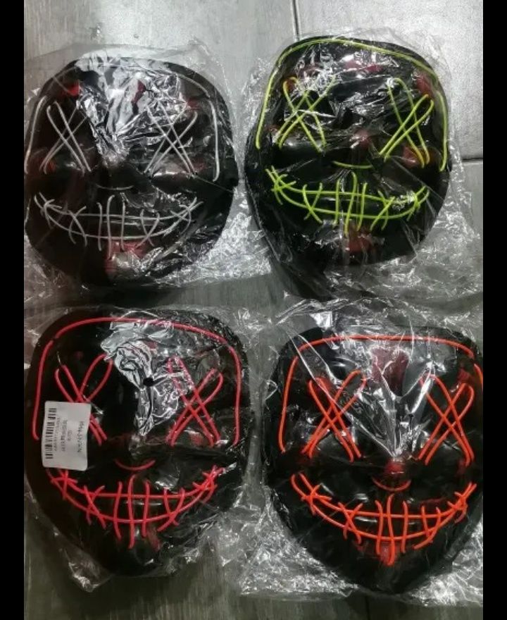 Máscaras Halloween novas