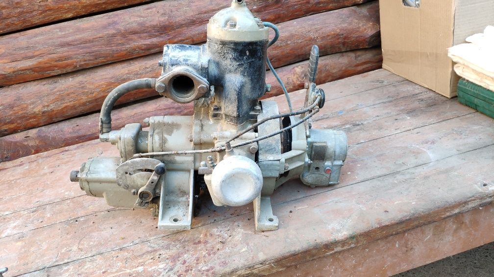 Двигун для лодки СМ-255 Л