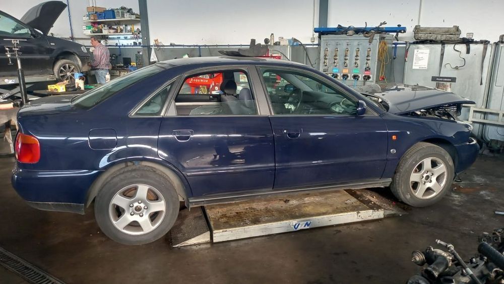 Portas Audi A4 B5 1.9 tdi 90cv de 1995