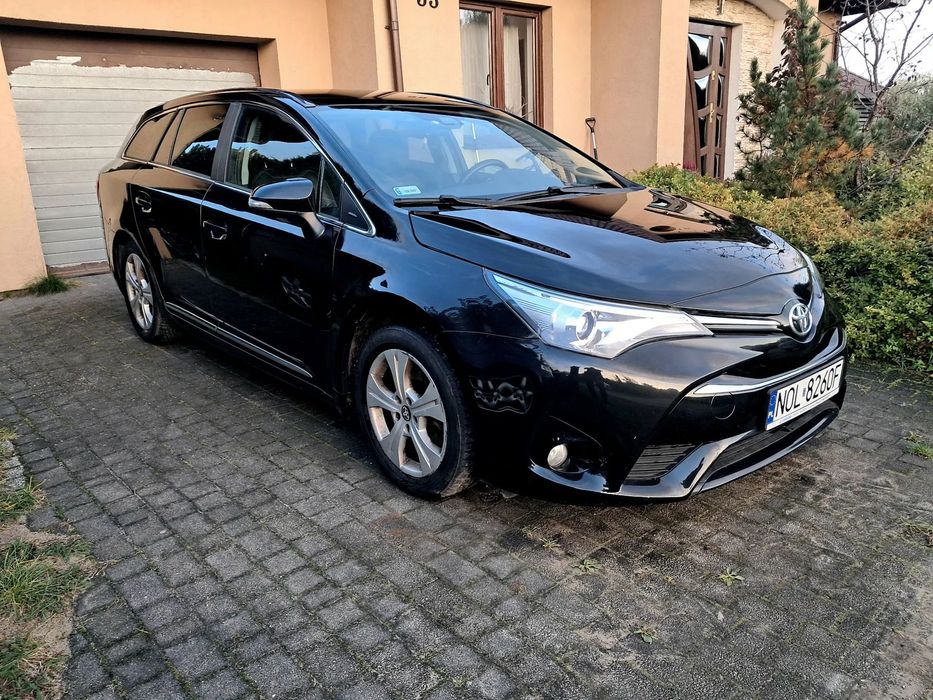 Toyota Avensis Oryginalne 119000km pełna opcja wyposażenia