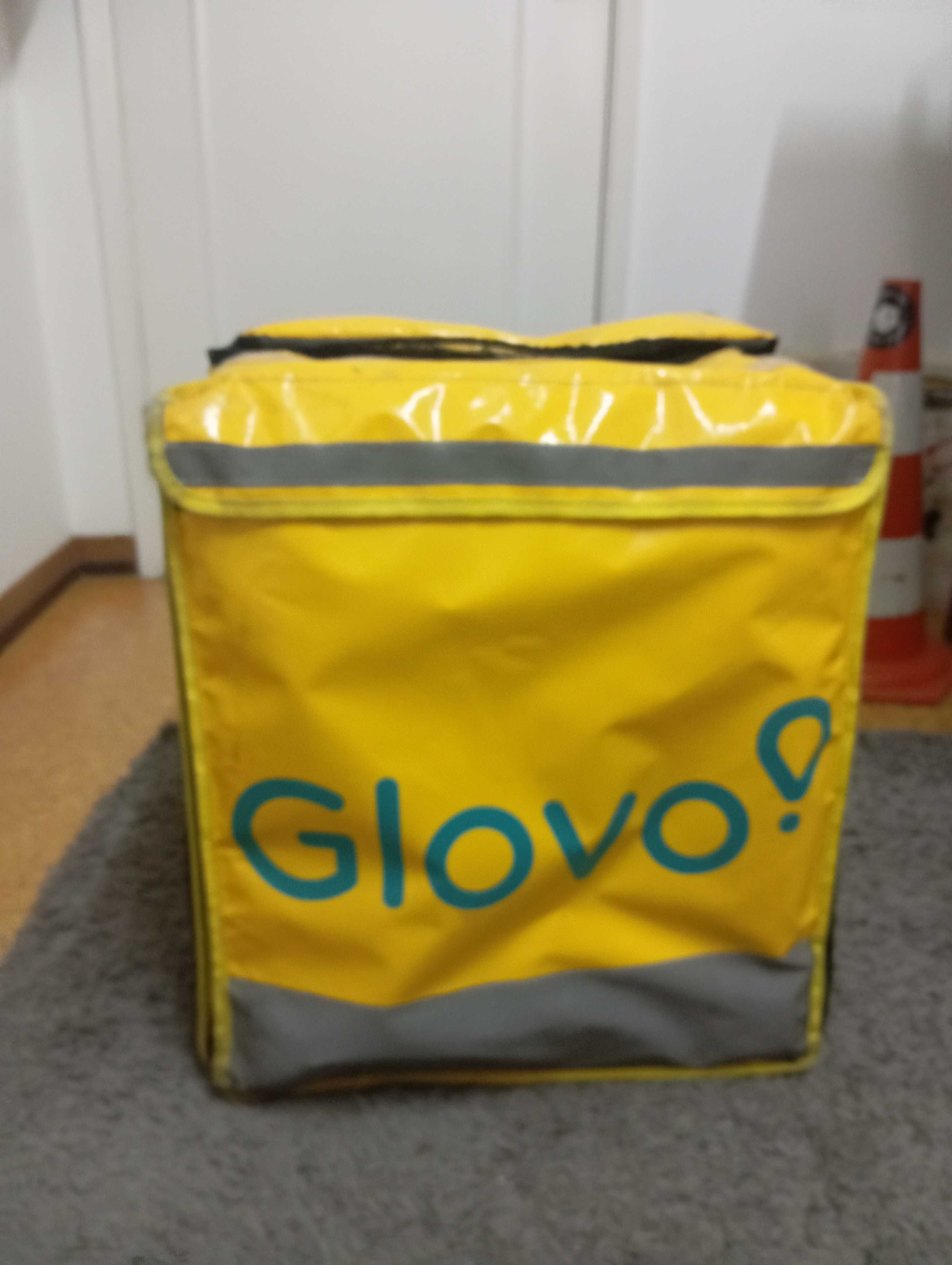 Mochila Glovo bom estado