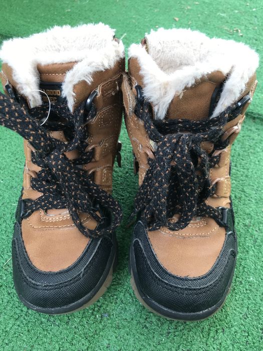 Buty dla chłopca roz 26 smyk