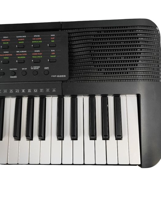 Na Lewara Keyboard Yamaha PSR-E283