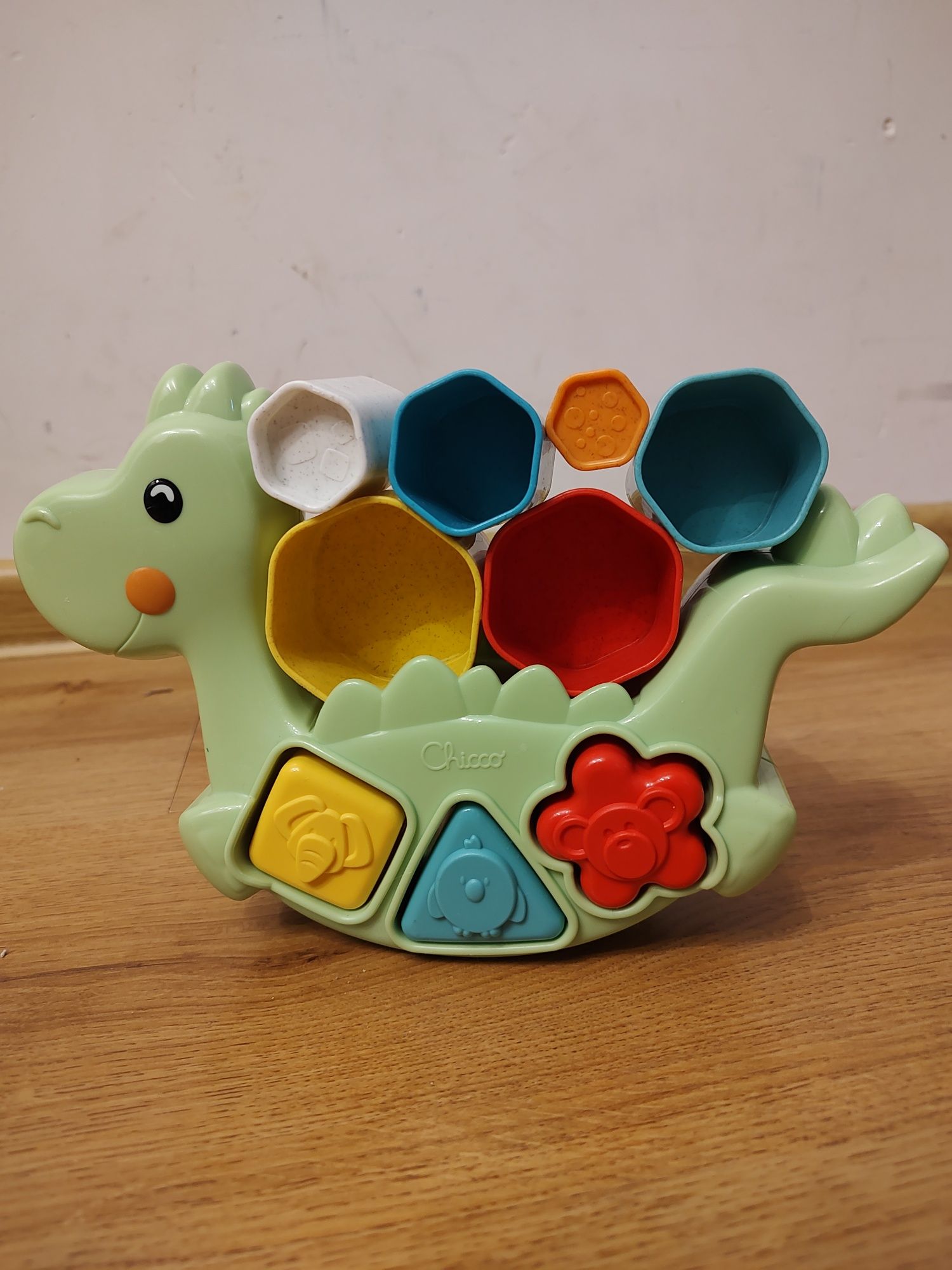 Sorter kształtów równoważnia Dino Chicco Eco+