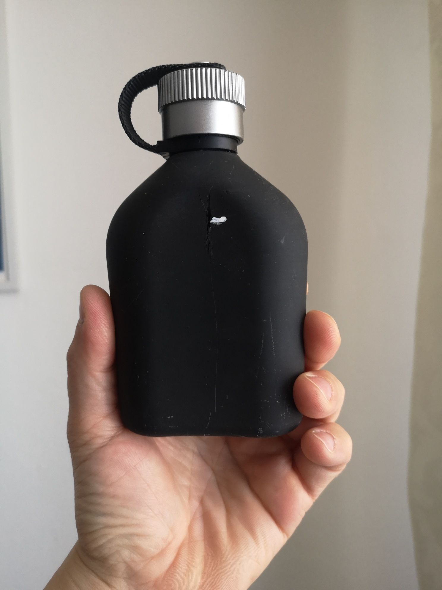 Hugo Boss by Hugo just different 200ml