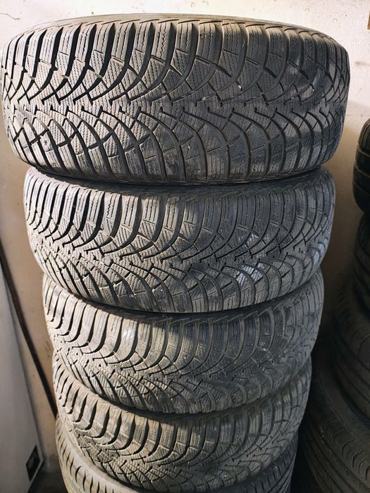 GOODYEAR 205/55/16 zimowe