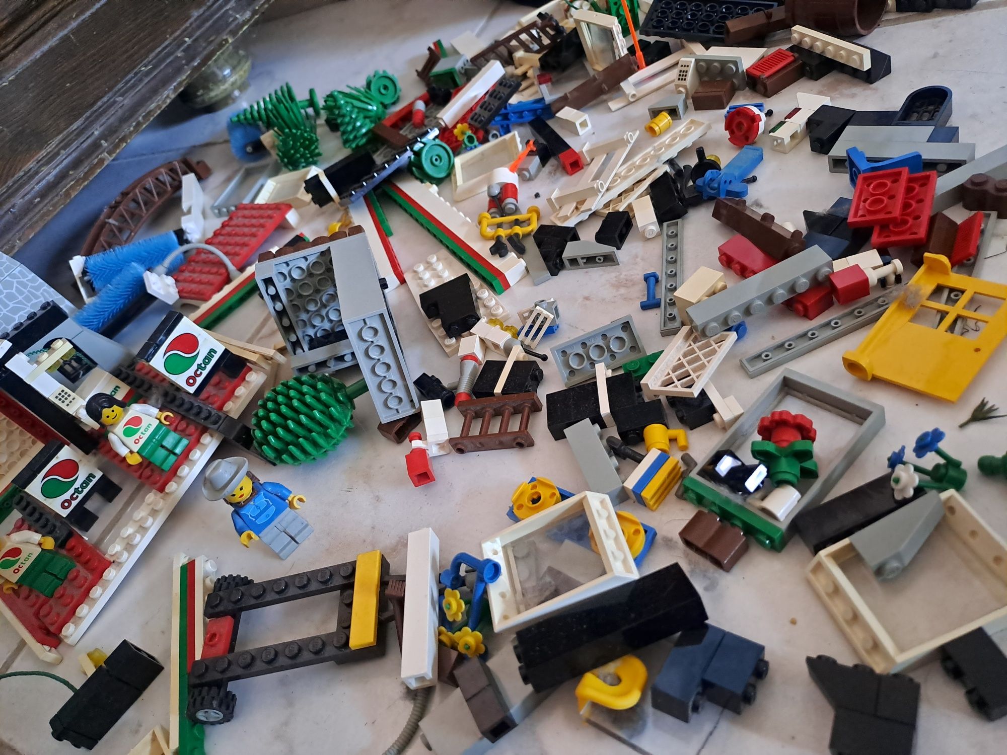 Lego antigo estação serviço