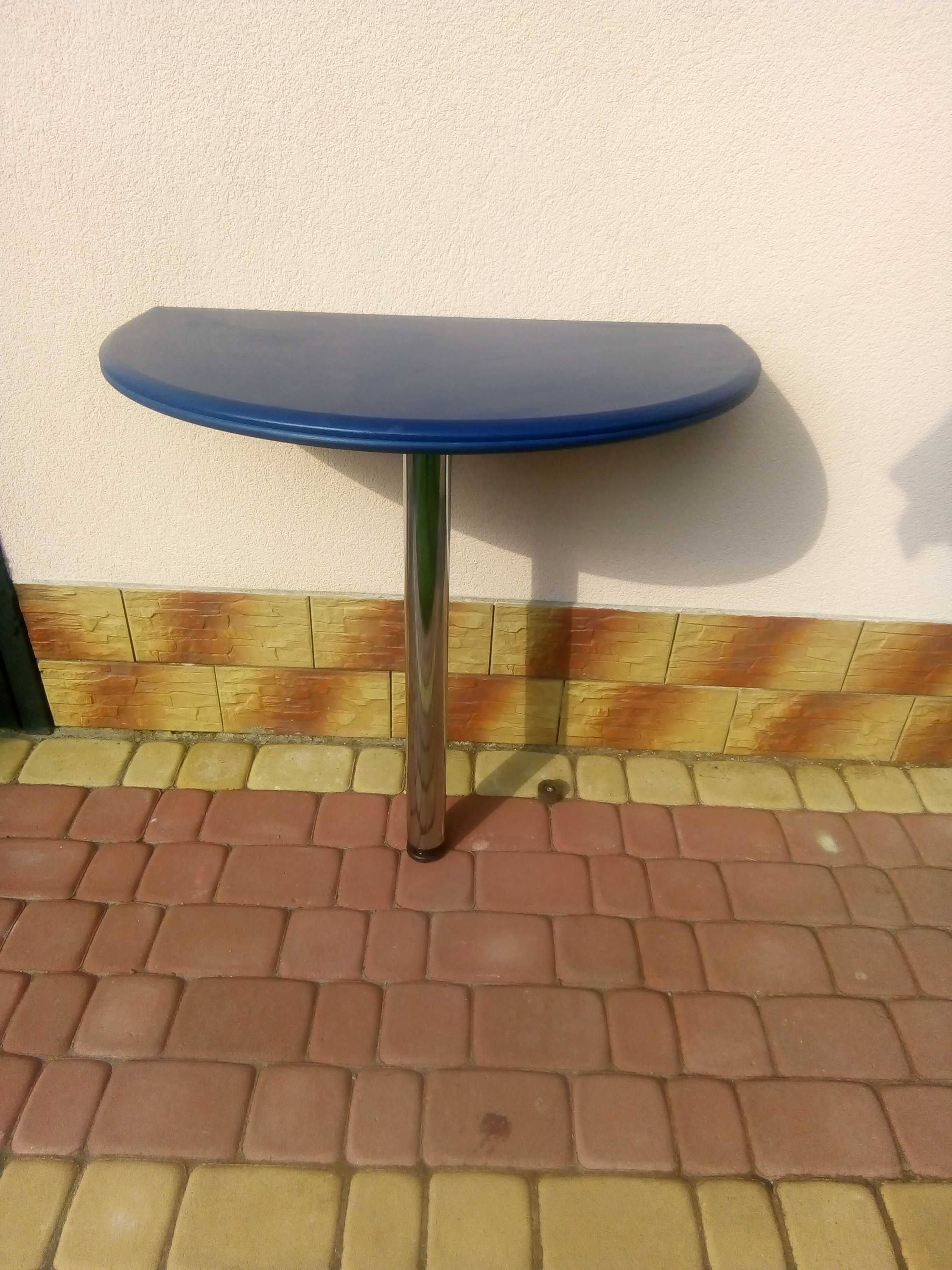 Stół walec kolor  buk i na stopie chrom  do ściany łużka pół koła
