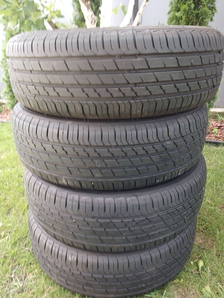 Продам шини  185/65 R15 . Літо
