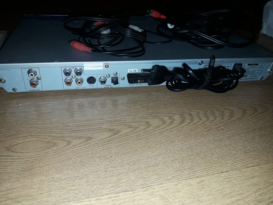 DVD плеер  " BBK " проигрыватель