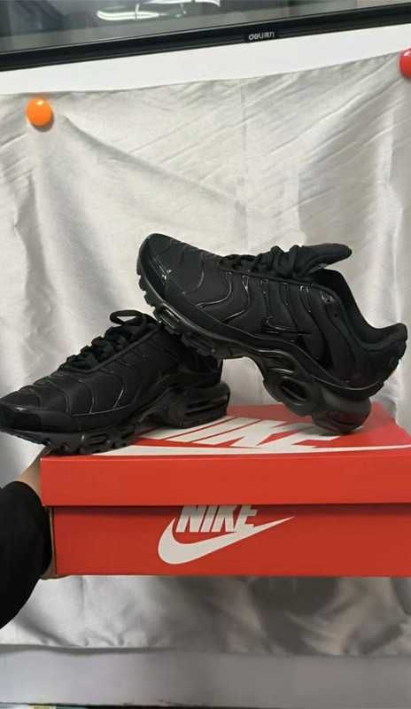 czarny^mądrość^NikeMaxTN^UnisexTrampki Roz.36.5