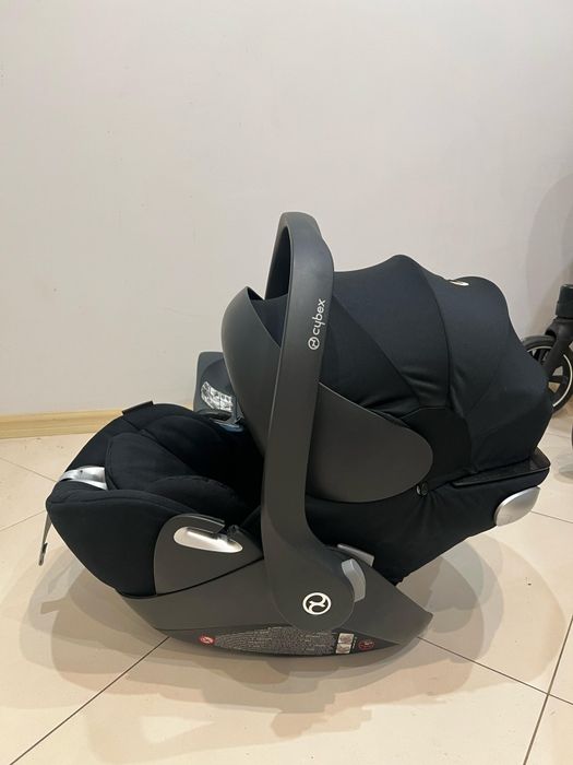 Fotelik cybex cloud q + baza, adaptery