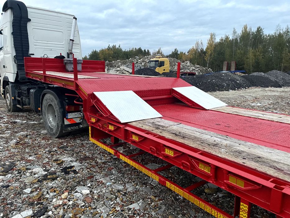 Naczepa Niskopodwoziowa 4 osie dwie skrętne poszerzane