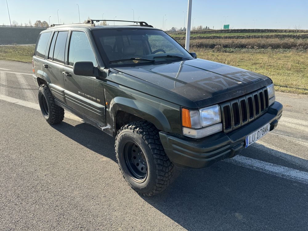 Jeep Grand Cherokee ZJ 5.2 V8 lift benzyna opony MT hak automat