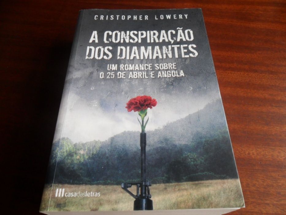 "A Conspiração dos Diamantes" de Cristopher Lowery