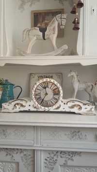 Zegar w stylu vintage prowansalskim