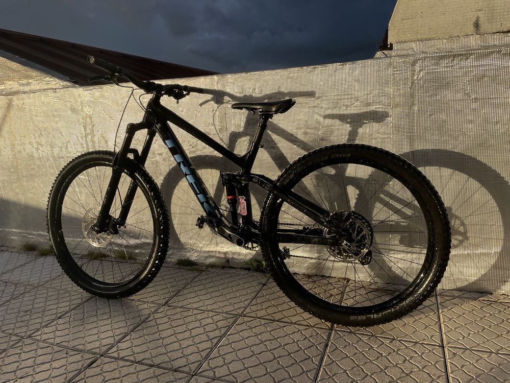 TREK SLASH 8 roda 29