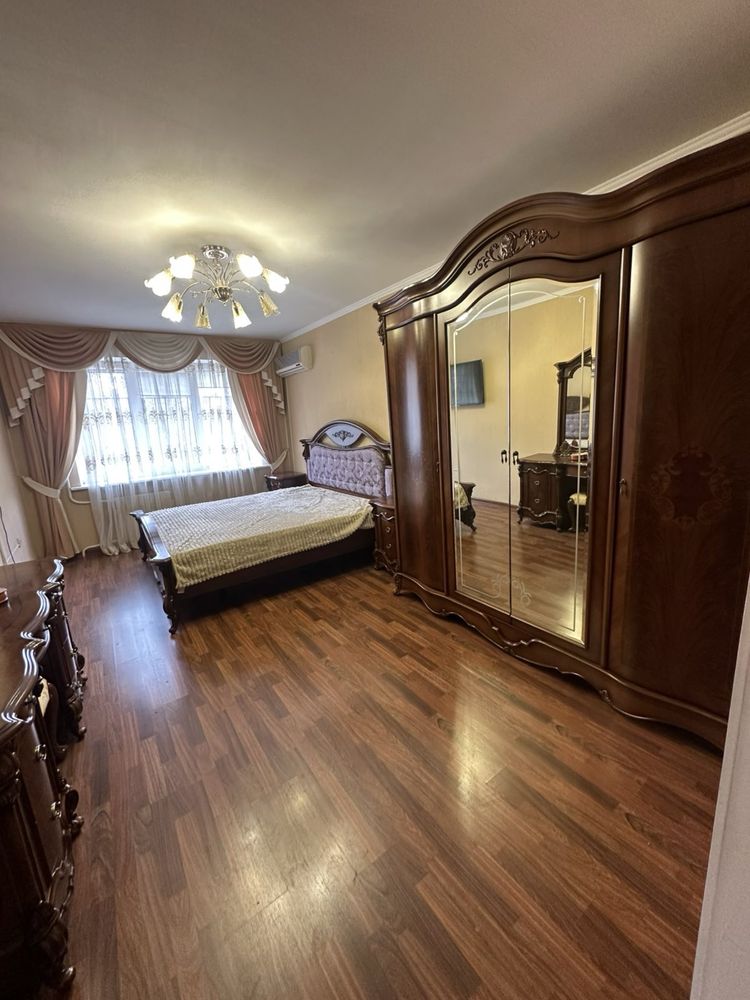 В продажу 3 к к на 3й Слобідській / пр. Центральний