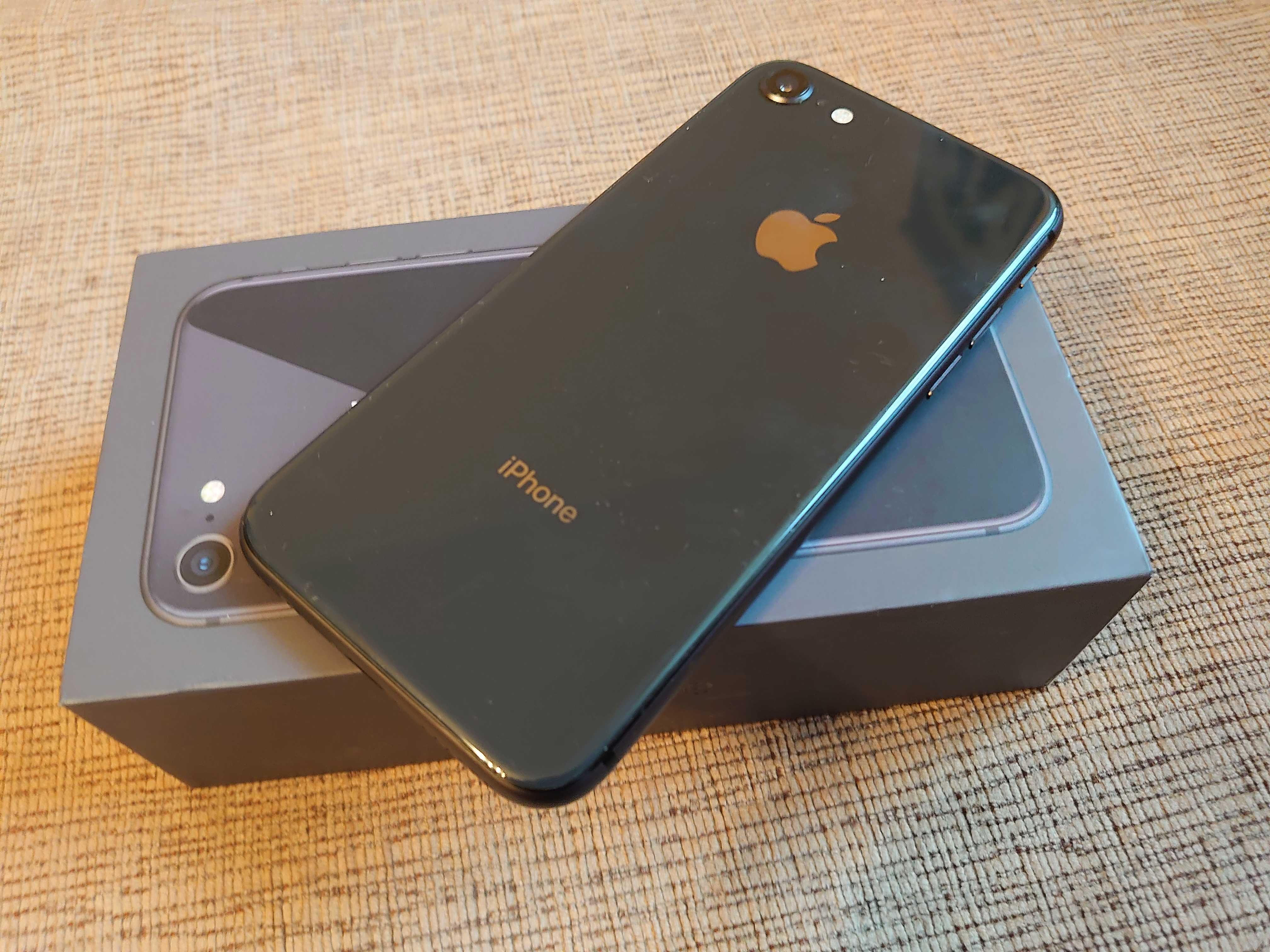 Продається телефон  Apple IPhone 8 Space Gray, 64Gb