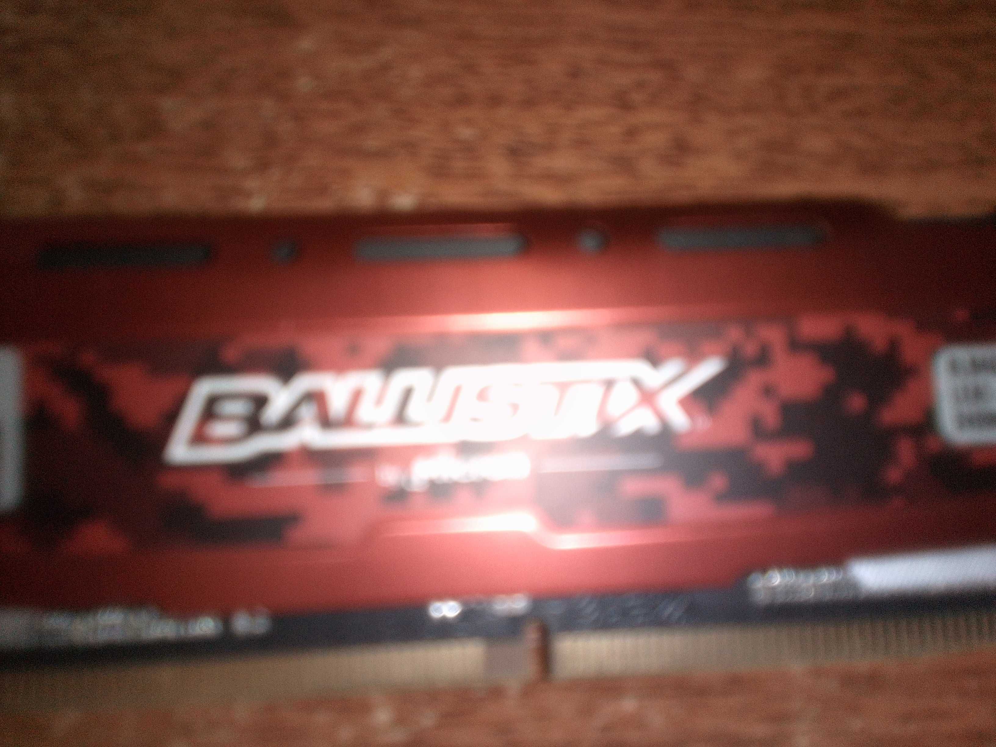 Crucial Ballistix Sport LT Red DDR4  (2x4GB)